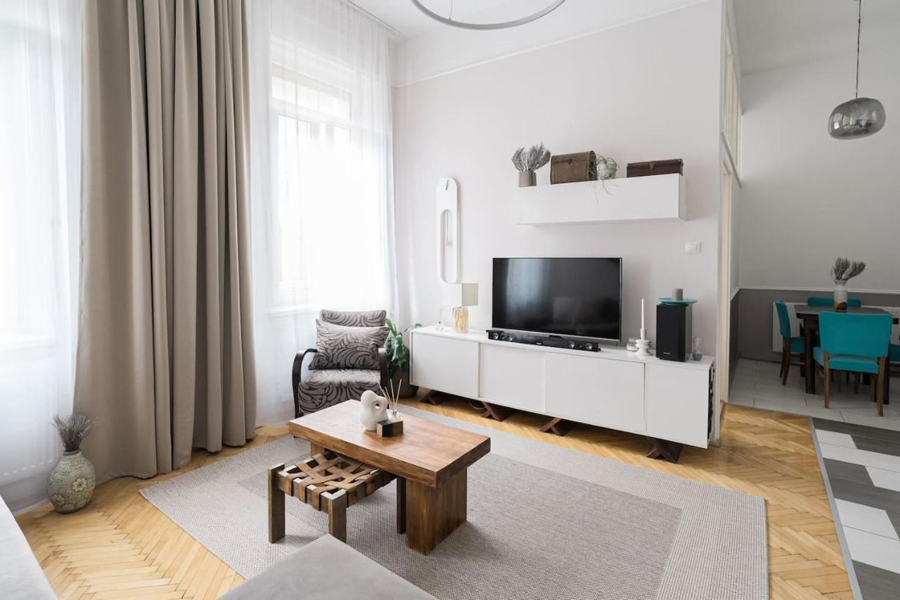 Apartmán Sunrise Lounge Corvin 63M2 Ac Budapešť Exteriér fotografie